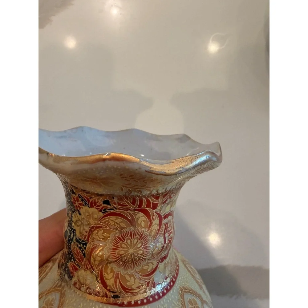Antique Satsuma Gold Gilt Hand Painted Porcelain Vase 19Th Century Meije Period